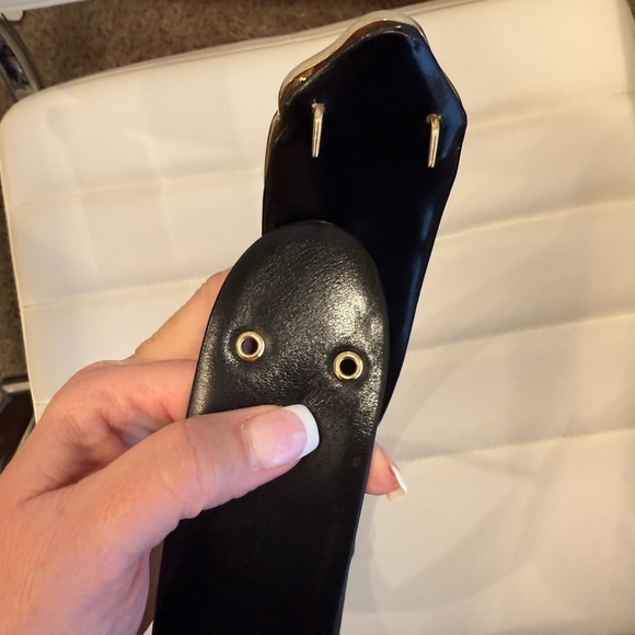 Judith Leiber black leather belt with gold/silver details - Picture 7 of 12